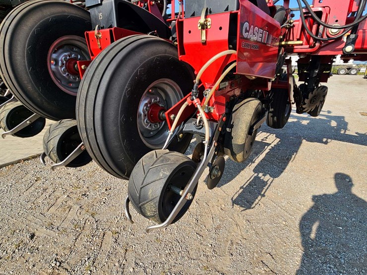 case-1250-early-riser-planter-image-16