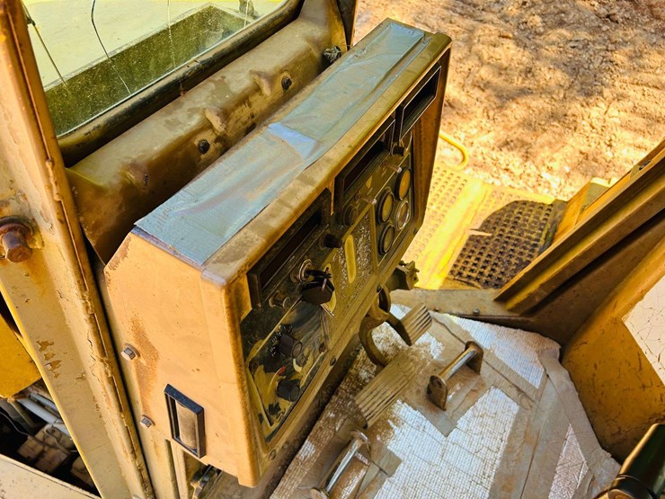 1987-caterpillar-d6h-image-67