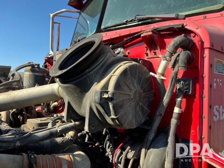 2009-stahly-peterbilt-image-53