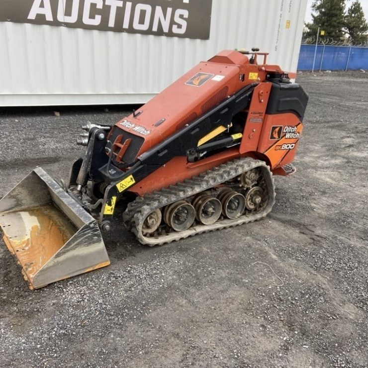 2020 DITCH WITCH SK800