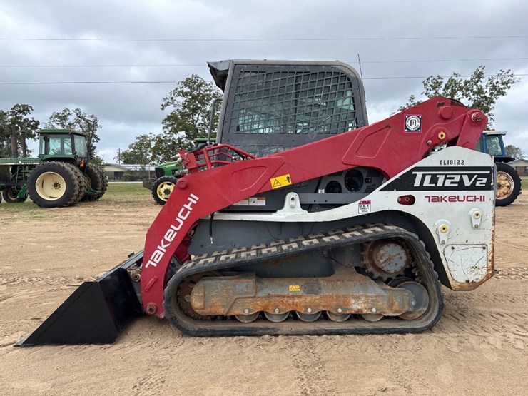 2018-takeuchi-tl12v2-image-1