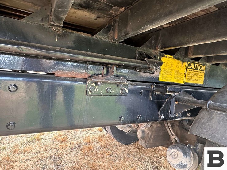 2000-peterbilt-grain-truck---lewiston,-id-image-55