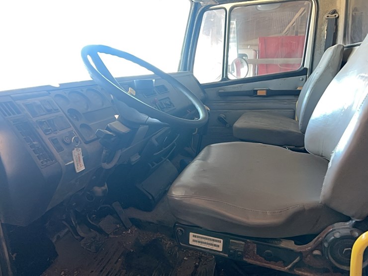 1999-freightliner-truck,--johnny-gregory-body,-vin...5220-image-12