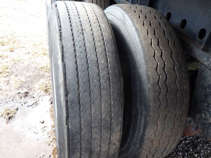 2015-utility-flatbed-image-8