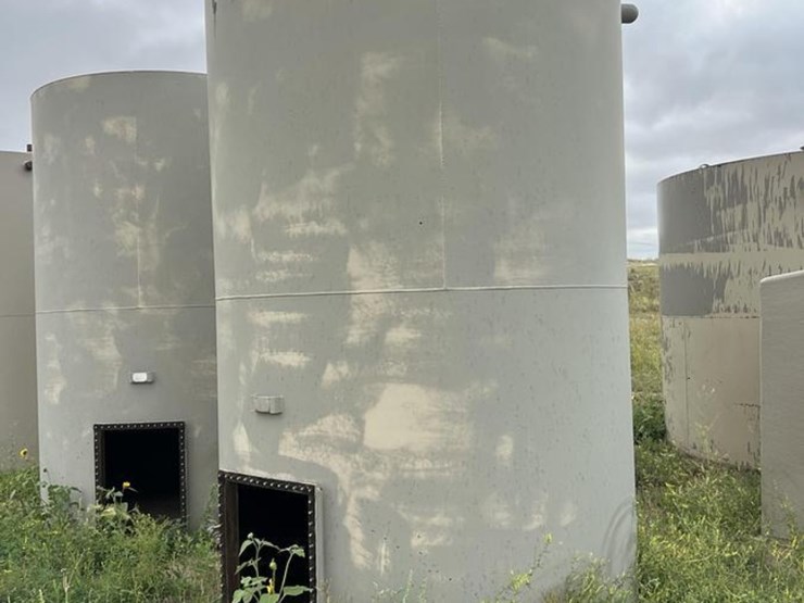 100-bbl-production-tank-image-1