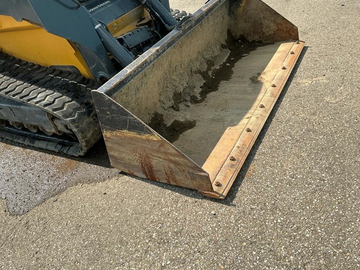 2019-deere-333g-image-10