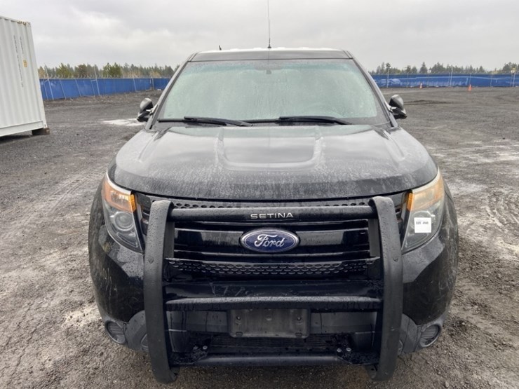 2014-ford-explorer-image-8