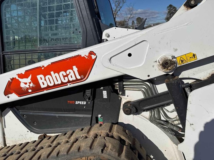 2024-bobcat-t76-image-13