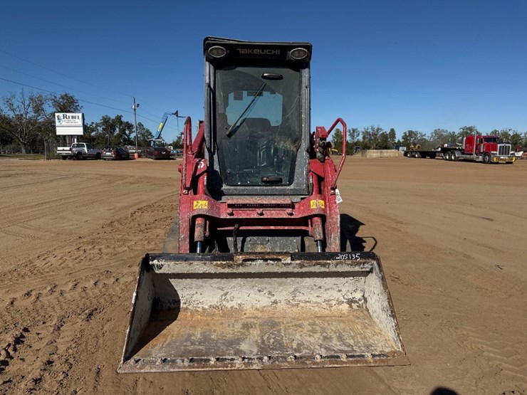 2021-takeuchi-tl8r2-image-3