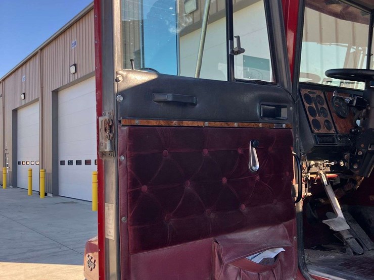 1994-international-9400-image-40