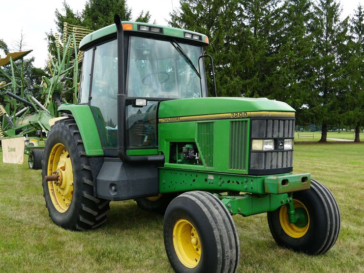 1994-john-deere-7200-image-12