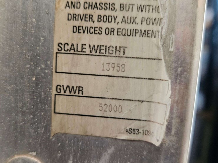 2005-kenworth-t300-image-35