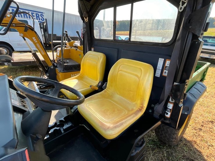 john-deere-gator-hpx-image-13