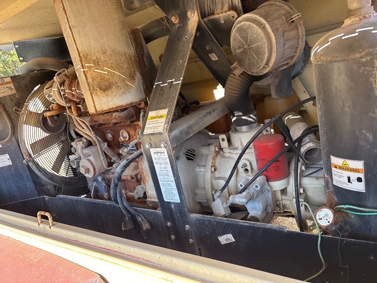 #2570-•-doosan-p185-air-compressor-|-parts-or-repair-image-5