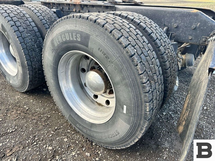 1999-kenworth-t800-image-45