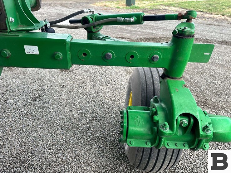 john-deere-w235r-image-46