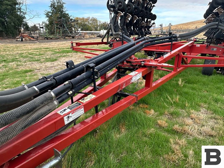 2012-case-800-image-14