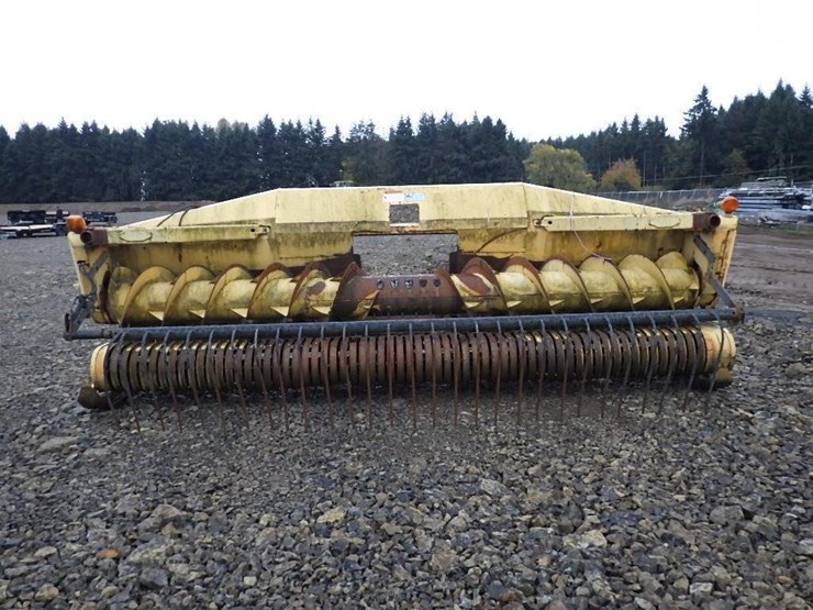 new-holland-365w-image-6