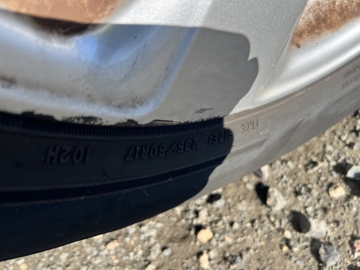 2014-toyota-sienna-le-image-47