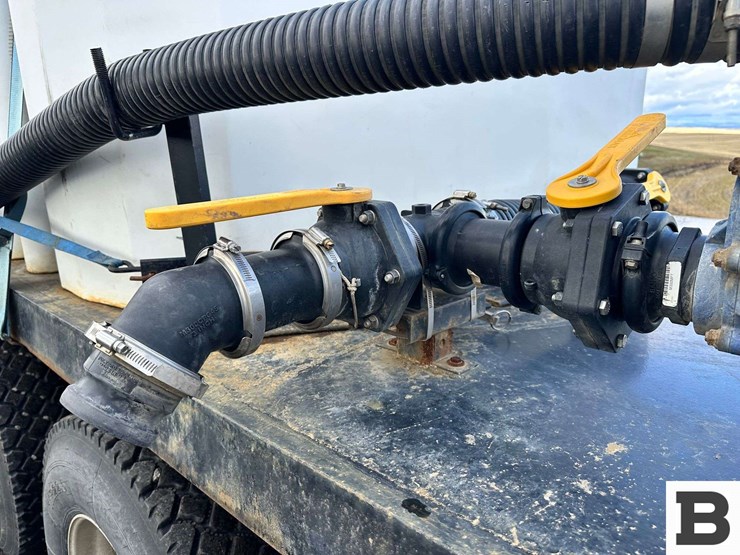 2008-peterbilt-386-image-70