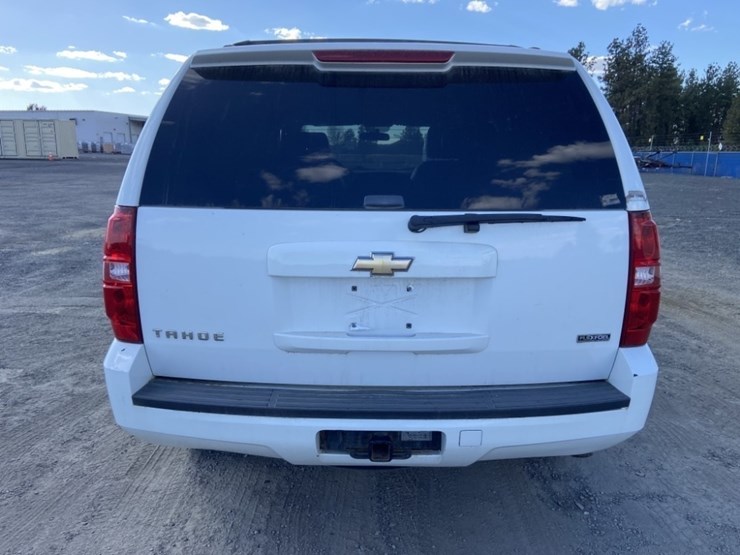 2009-chevrolet-tahoe-image-4