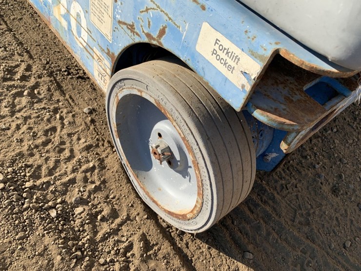 2010-genie-gr20-image-8