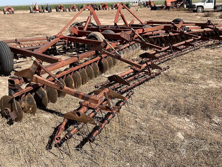 international-490-image-4