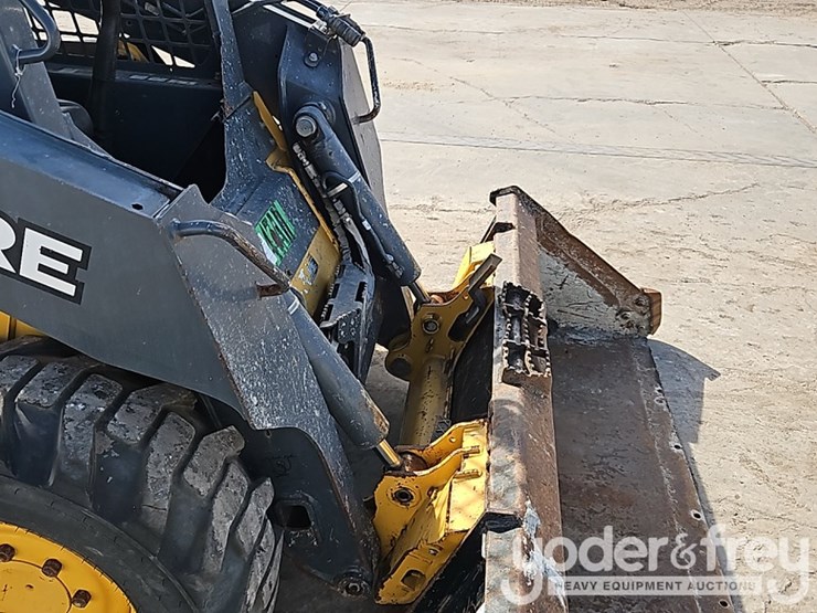 2019-deere-314g-image-9