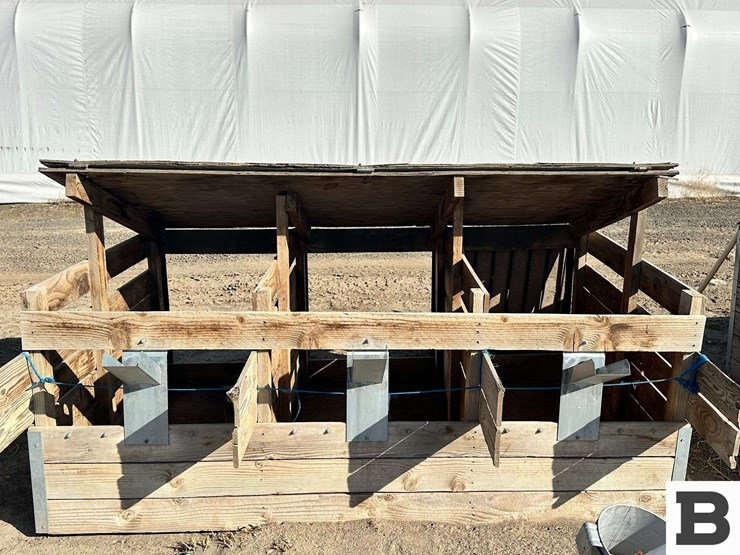 custom-wood-calf-bottling-huts---basin-city,-wa-image-4