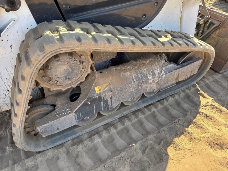 2021-bobcat-t66-image-15