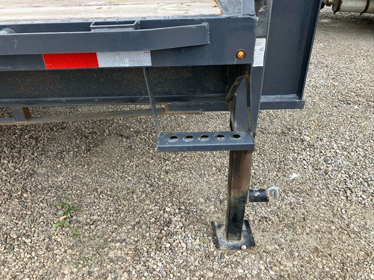 lamar-40'-gooseneck-trailer-image-5