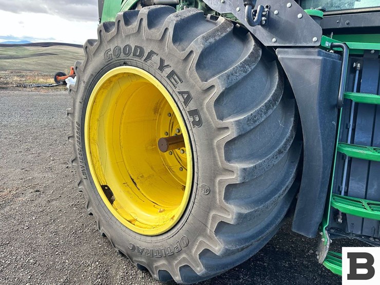 2014-john-deere-9460r-image-28