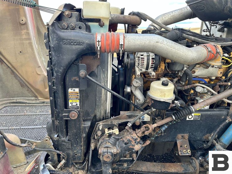 2008-peterbilt-386-image-17