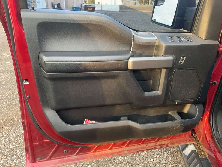 2015-ford-f150-image-17