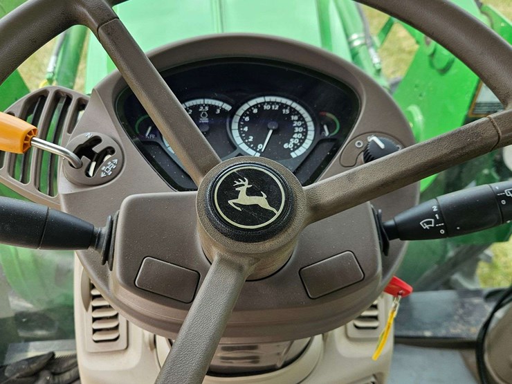 john-deere-6125r-image-21