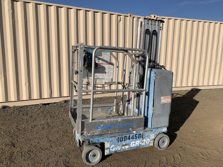 2010-genie-gr20-image-1