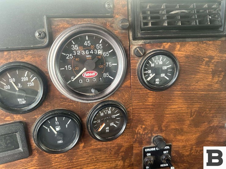 2000-peterbilt-grain-truck---lewiston,-id-image-69