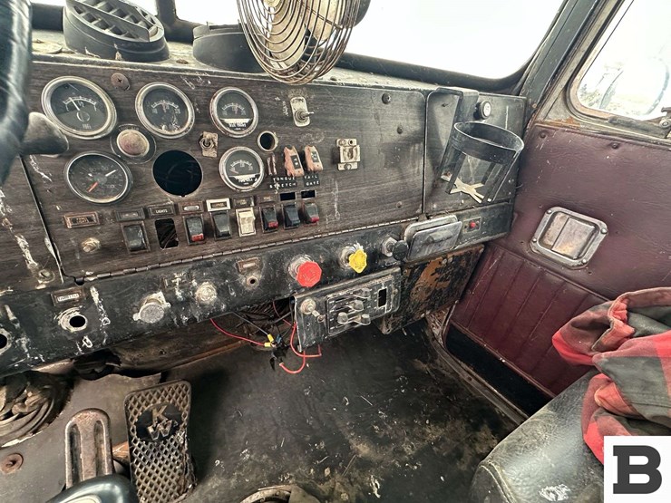 1975-kenworth-dump-truck---othello,-wa-image-47