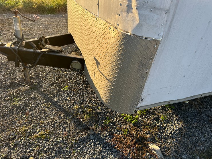 #32839-•-16'-t/a-enclosed-cargo-trailer-vin:-16hpb16244h122978-image-25