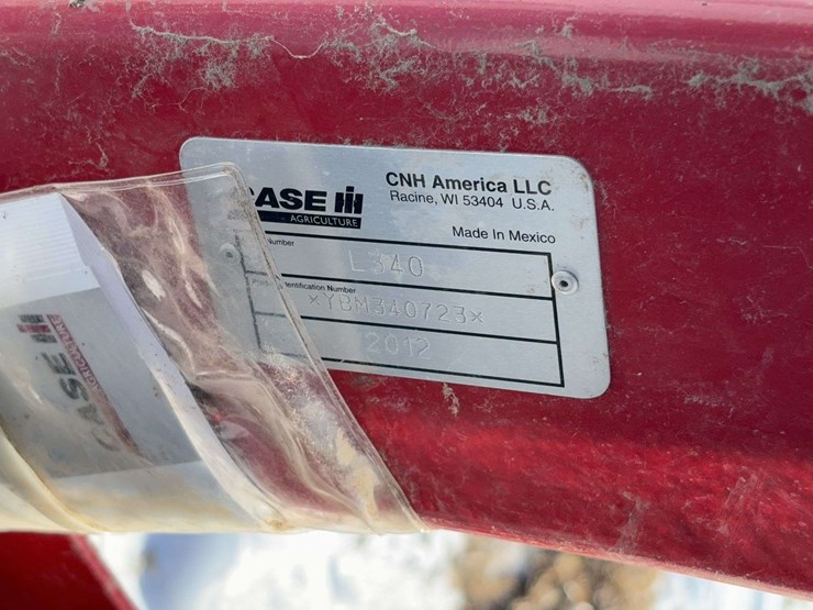 case-ih-l340-image-3