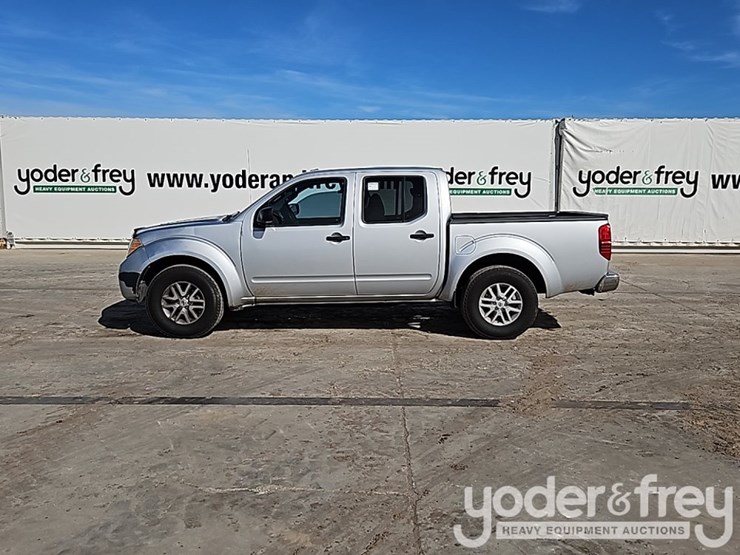 2016-nissan-frontier-image-3