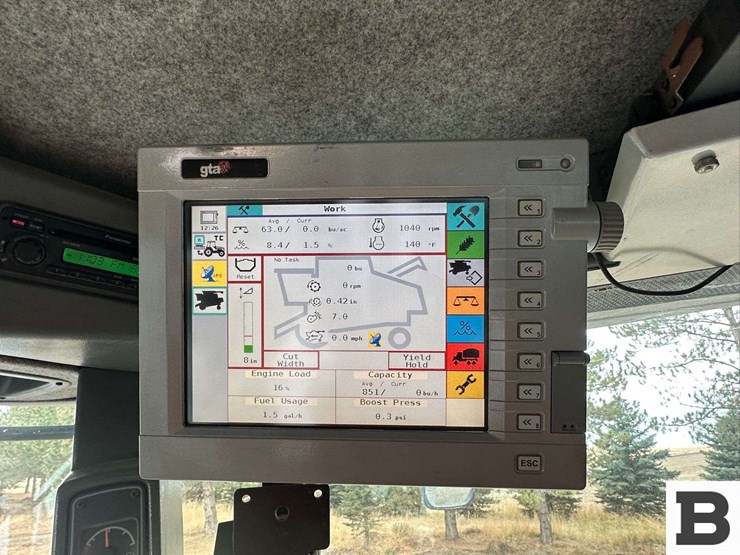 2008-gleaner-r75-image-75