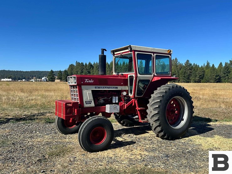 1972-international-1066-image-1