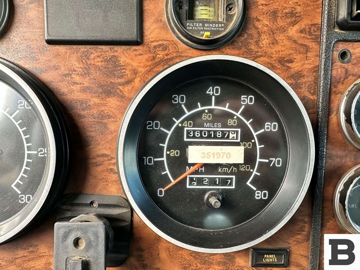 2000-kenworth-t800-image-74