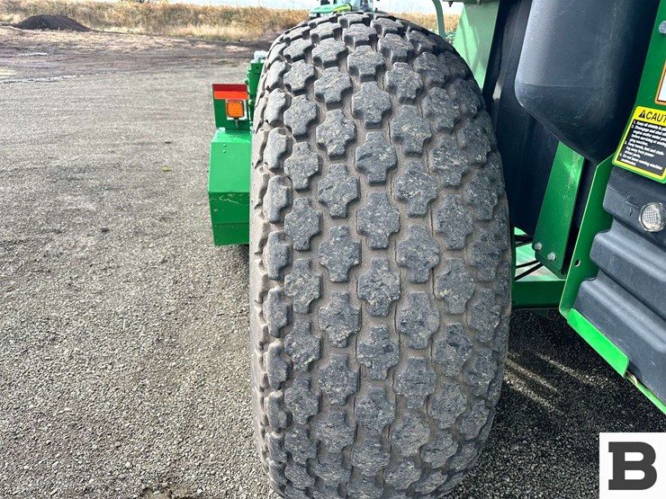 john-deere-w235r-image-33