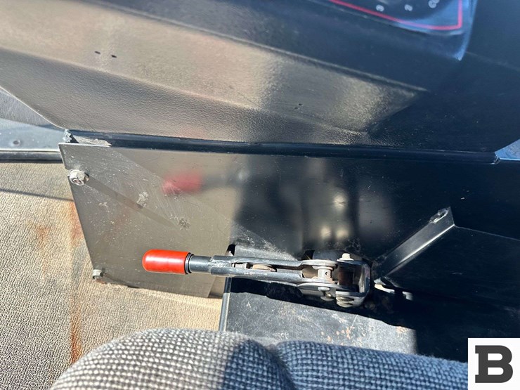 1999-mac-don-9200-image-66