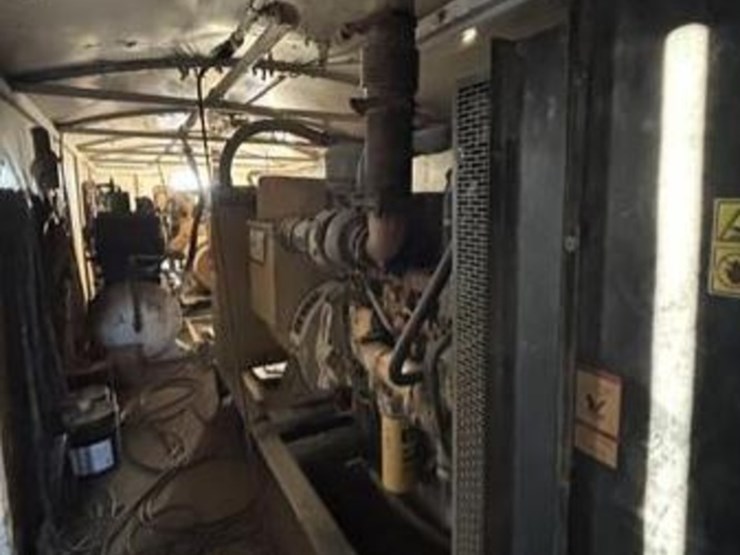 2007-caterpillar-c15-image-11