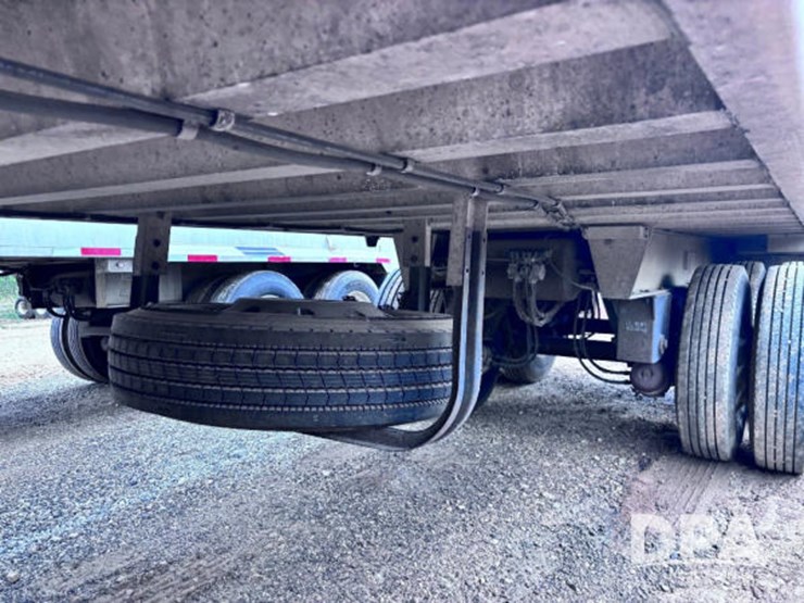 2006-travis-end-dump-image-27