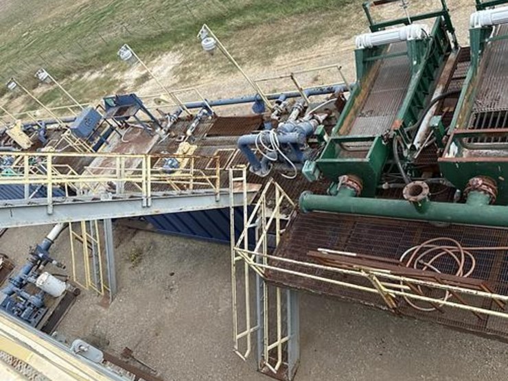 2011-caterpillar-3512-image-10