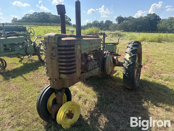 1951-john-deere-g-image-3